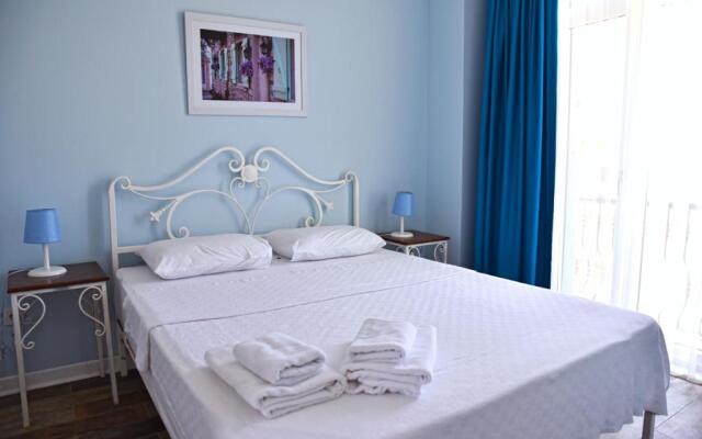 Zeytin Arası Apart Otel
