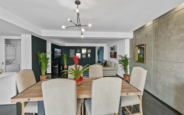 113-B201 Luxury 3br/2.5 baths in Condesa