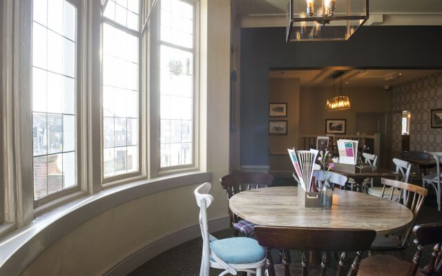 Royal Inn by Good Night Inns