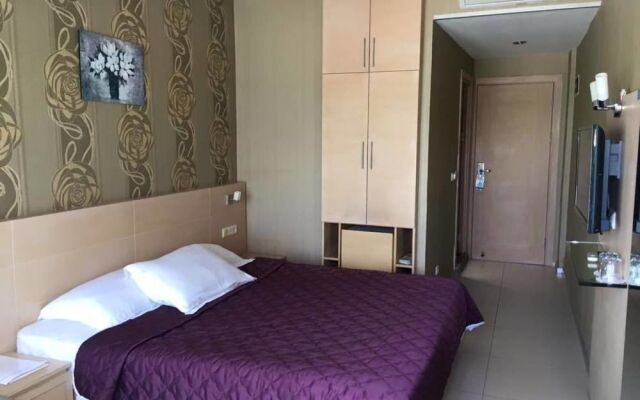 Marin-A Hotel