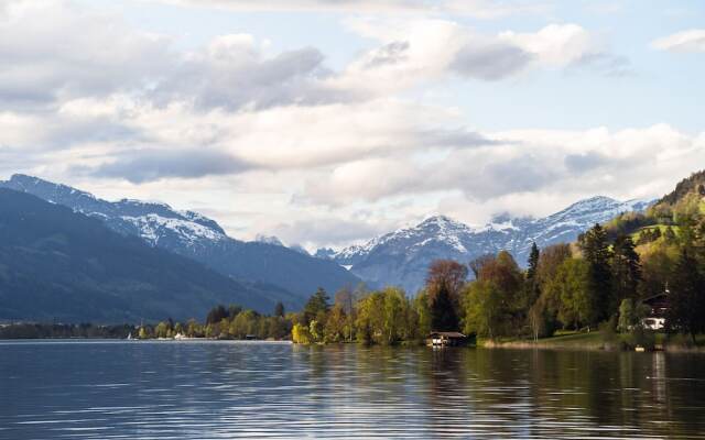 Modern Villa Near Ski Area In Zell Am See