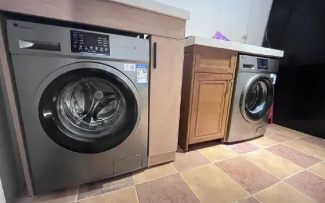 Grand Hyatt Century Hotel (Xinning Automobile West Station Branch)