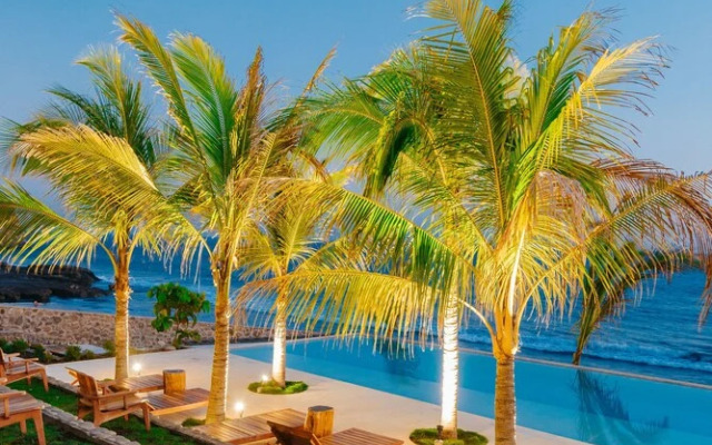 Puro Surf Hotel and Academy