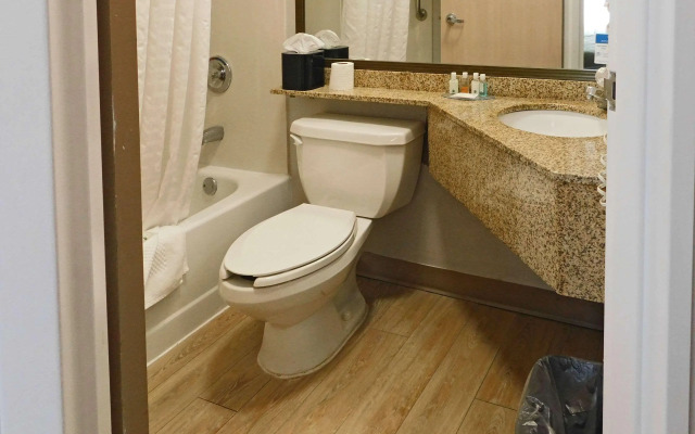 Quality Inn Colchester - Burlington