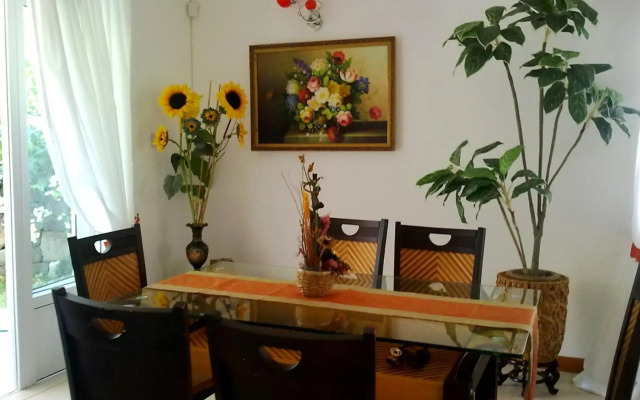 Golden Rod Villa