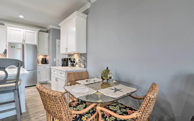 Ocean View + Wraparound Deck: Crystal Beach Home!