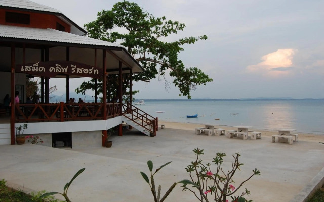Samed Cliff Resort