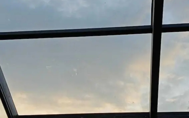 XTSY Travellers Hostel