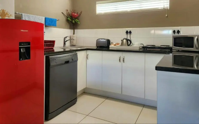 Green Kalahari Guesthouse