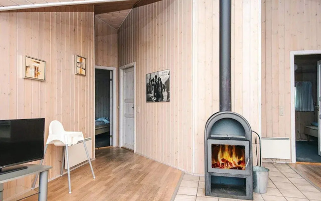 6 Person Holiday Home in Harboore