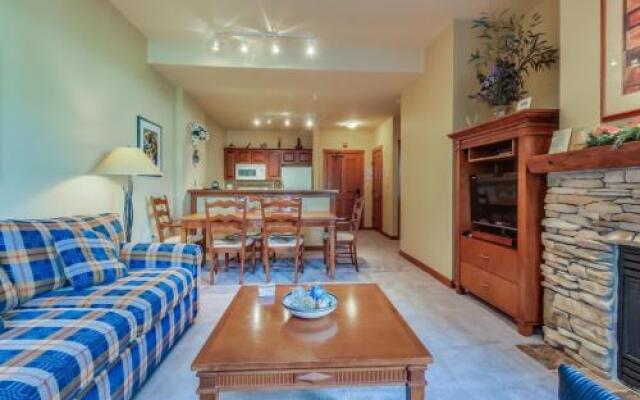 Powderhorn Lodge 107: Columbine Suite