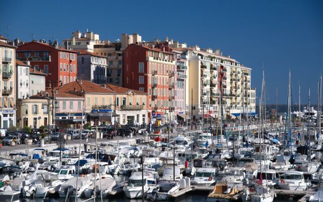 Nice Booking - Domes - Piscine Terrasse