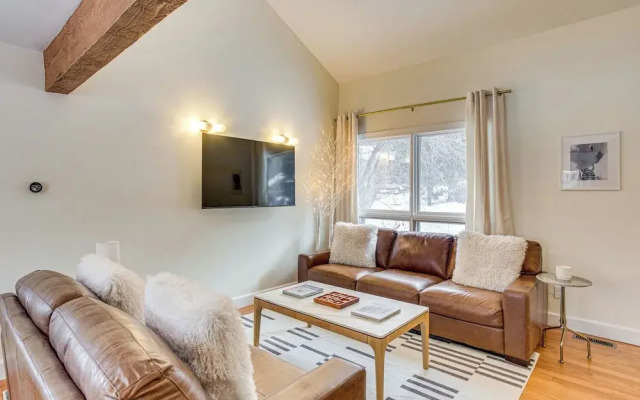 Golf Course & Mtn Views: Avon Townhome!