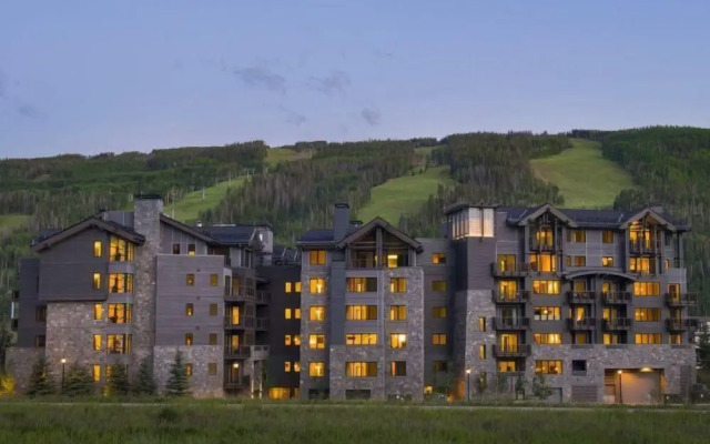 Vail Lion 2 Bedroom Mountain Vacation Rental Just Steps From the Eagle Bahn Gondola