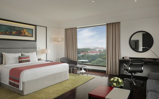 Crowne Plaza Pune City Centre by IHG
