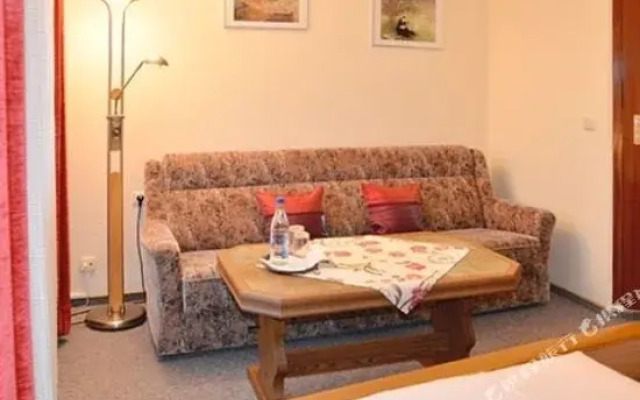 Gasthof Zur Burgruine