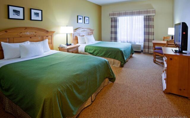 Country Inn & Suites by Radisson, St. Cloud West, MN