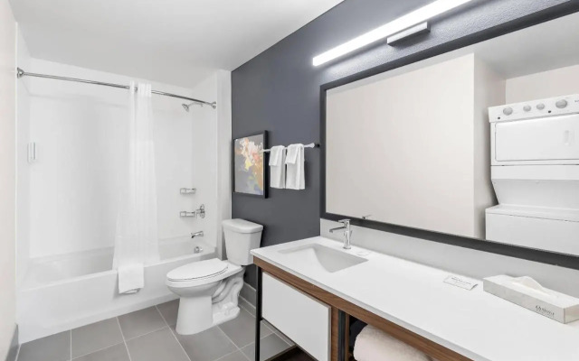 Everhome Suites San Bernardino - Loma Linda