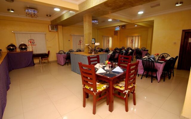 Elomaz Hotels, Abuja
