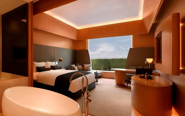 The Roseate New Delhi