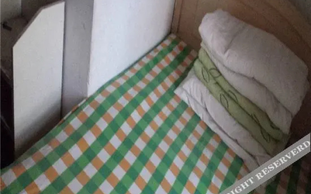 Shunhaojia Hostel