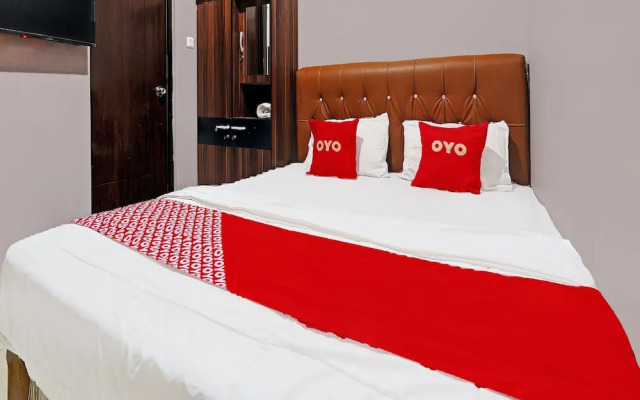 Hotel O JKK Sweet Room