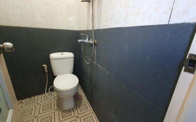 OYO 90368 Batu Adem Guest House