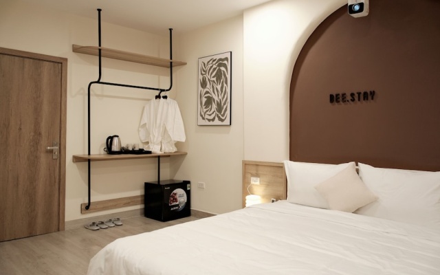 Bee Stay Apartment Hang Than – Guest Rooms – Hanoi