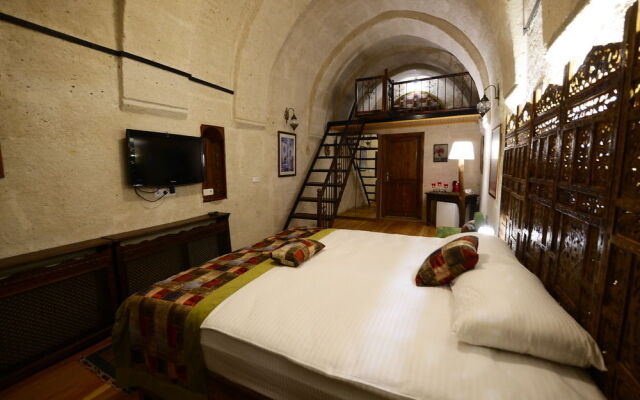 Shah Mat Hotel