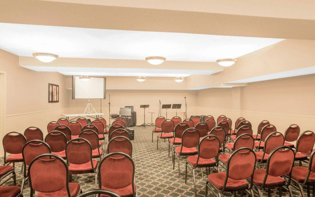 Best Western Plus West Edmonton