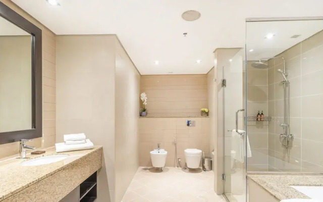 Manzil - 1BR in Palm with Sea View