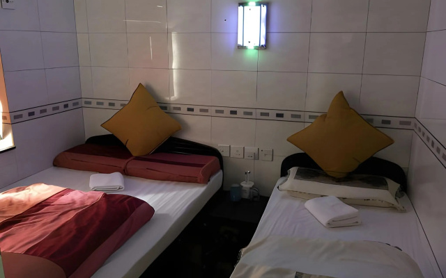 Philippine Hostel – Guest Rooms – Kowloon