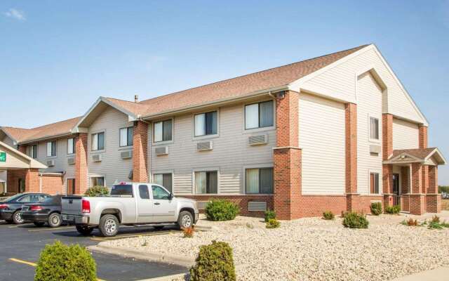 Quality Inn Ottawa near Starved Rock State Park