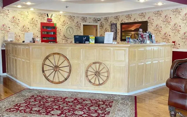Carriage House Inn