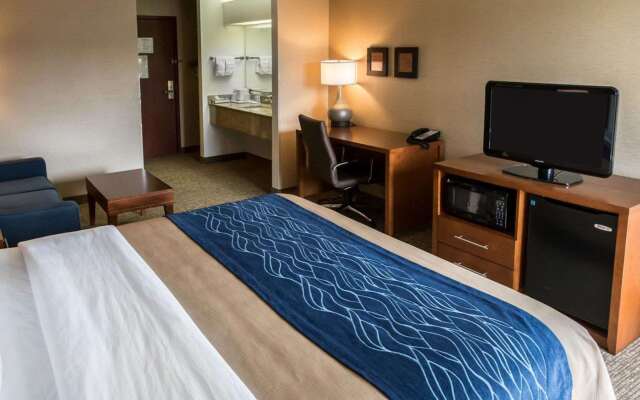 Comfort Inn Crystal Lake - Algonquin