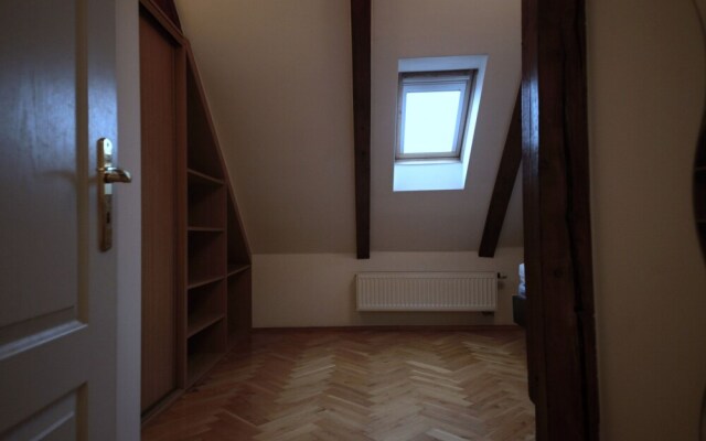 Generous Attic Apartment