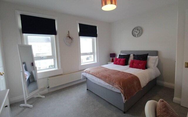 Remarkable 3-bed House in Bath