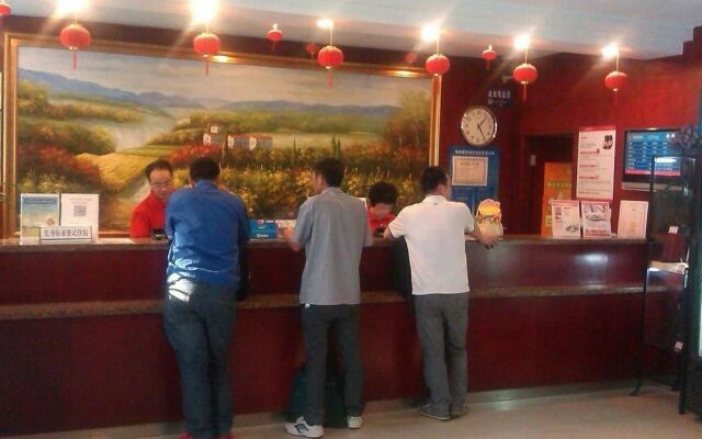 Hanting Hotel Zhenjiang Jiefang Road