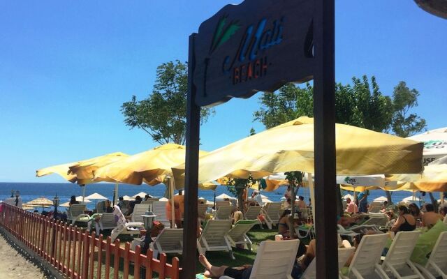 Mali Beach Apart Otel