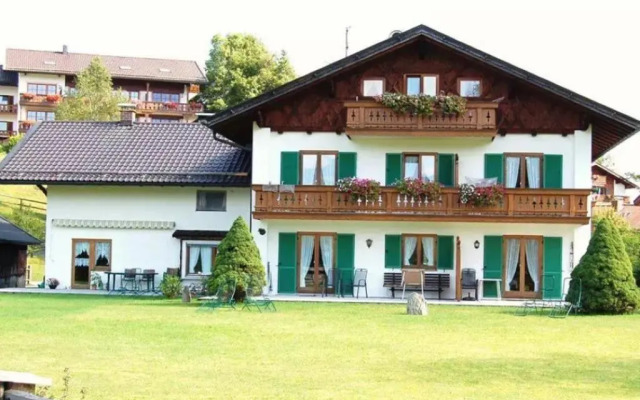 Ferienwohnungen Alpenblick Tilly