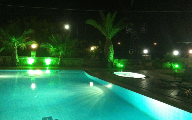 Matala Dimitris Villas and Hotel