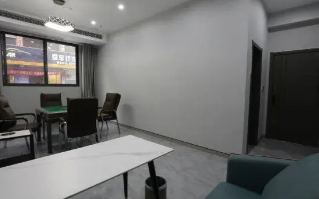 Kanas Intelligent Hotel (Liangping South High-speed Railway Station)