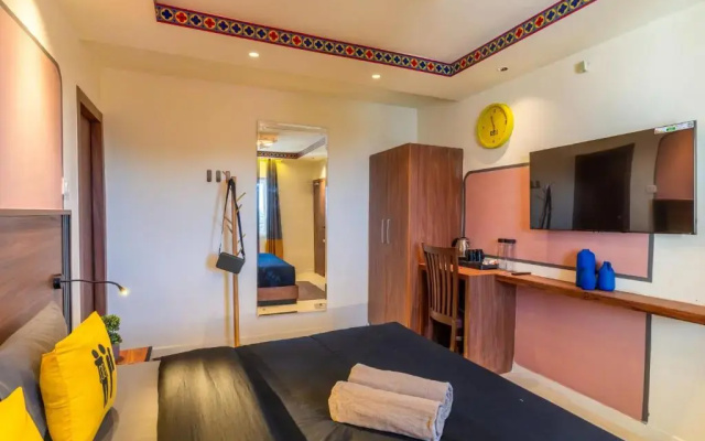 The Hosteller Dalhousie, Mall Road