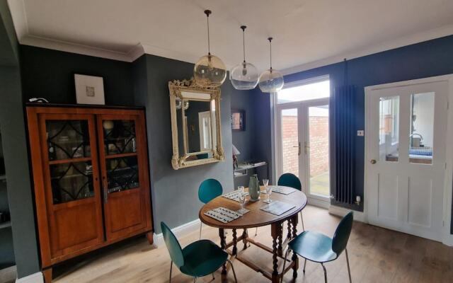 Inviting 2-bed Character House Stamford