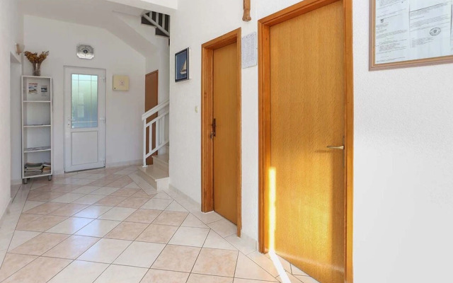 Room in Studio - Studio Apartment 3, First Floor