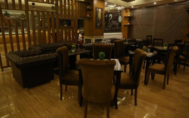 Grand Mongolia Hotel