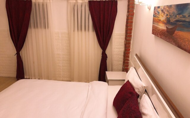 Lavinya Otel