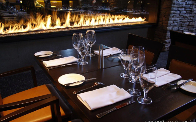 Sawridge Inn & Conference Centre Edmonton South