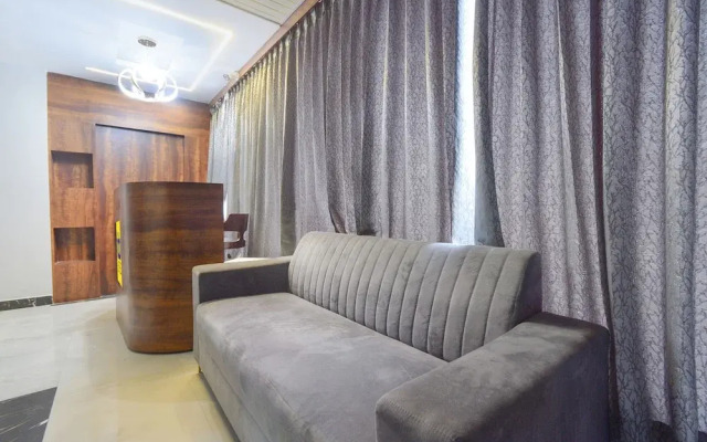 Fabhotel Srs Grand
