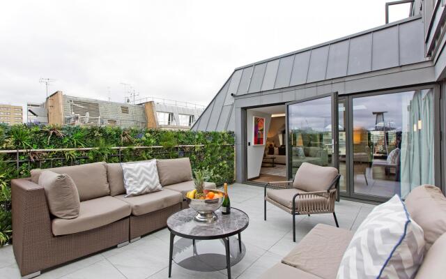 3-bed Rooftop Penthouse
